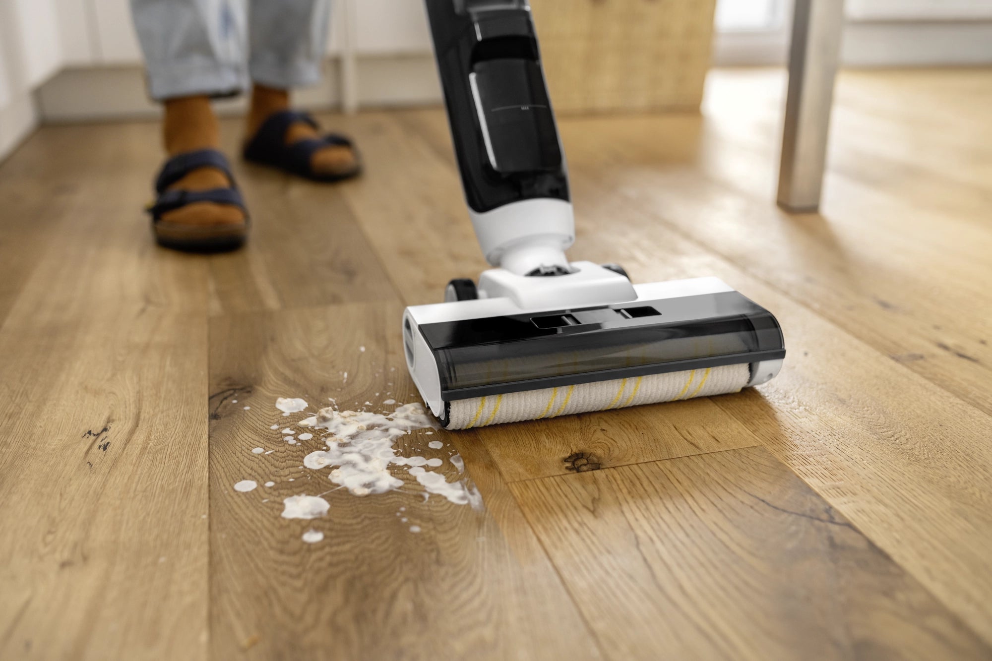 Mop elektryczny z funkcją odkurzania KARCHER FCV 3 Extra+ - 1.056-126.0